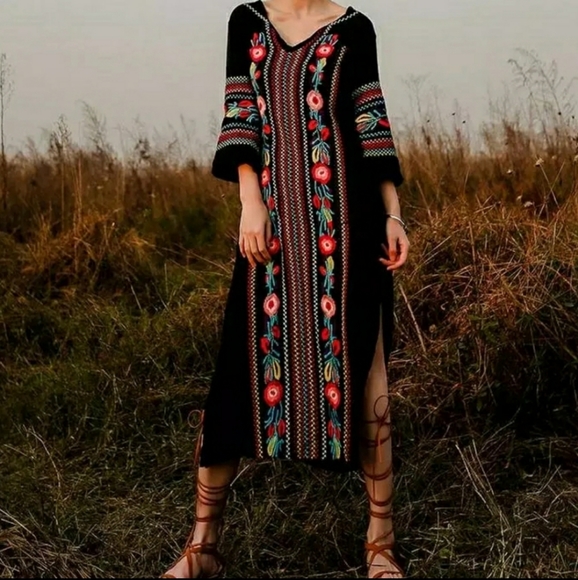 Embroidered midi tie neck dress one size - Picture 6 of 12